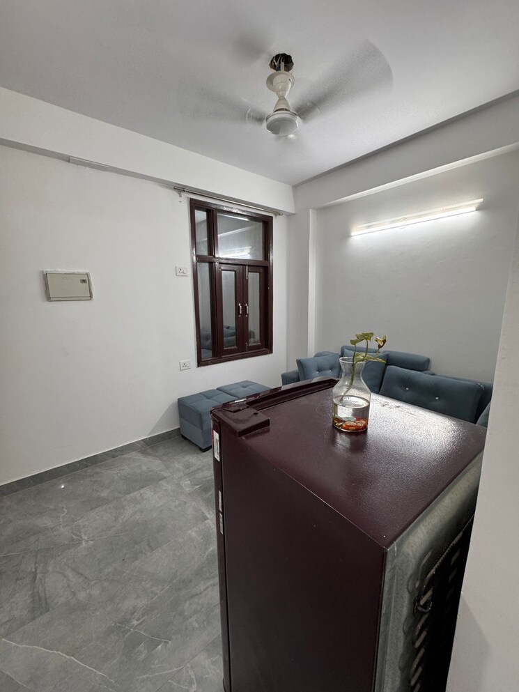 Living Room, freedom fighters enclave 1 Bedroom 450 Sq.Ft. Builder Floor In Freedom Fighters Enclave Delhi 9082637