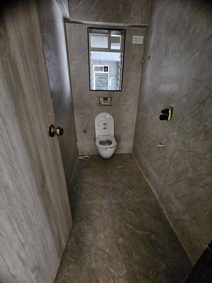 Bathroom, shraddha-evoque 2 Bedroom 535 Sq.Ft. Apartment In Bhandup West Mumbai 9082671