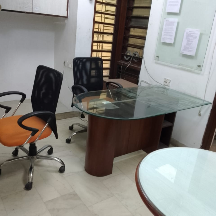 Team Area, south extension i Commercial Office Space 2600 Sq.Ft. In South Extension I Delhi 9082759