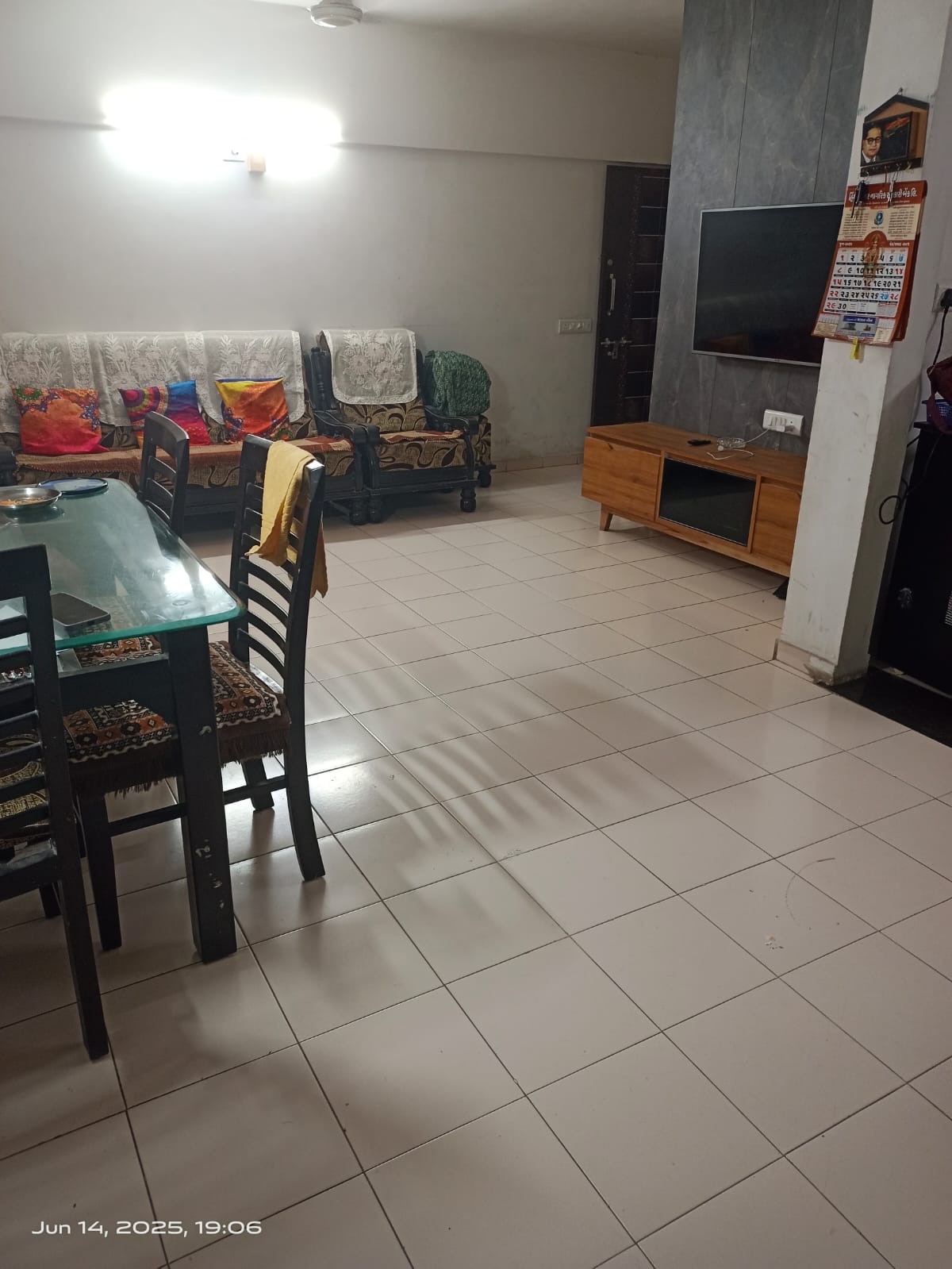 2 BHK + Extra Room Apartment For Sale in Kasturi 