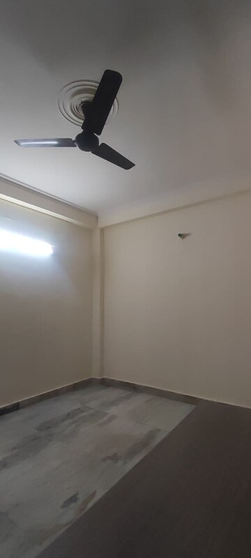 Room in 2 BHK Builder Floor at Malviya Nagar – for Rent