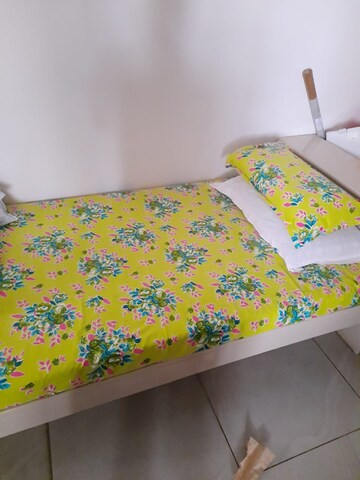 Bedroom in Studio Builder Floor at Jayanagar – for Rent