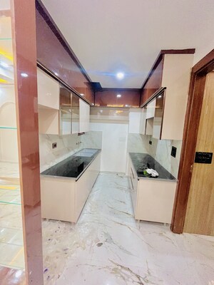 Kitchen in 3 BHK Builder Floor at Sector 73 – for Sale