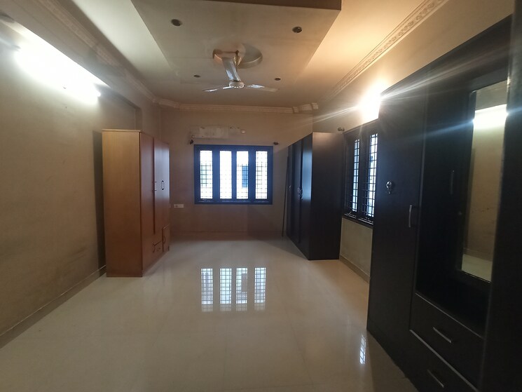 Living Room, venkat-enclave-hitech-city 3 Bedroom 2100 Sq.Ft. Apartment In Hi Tech City Hyderabad 9082866