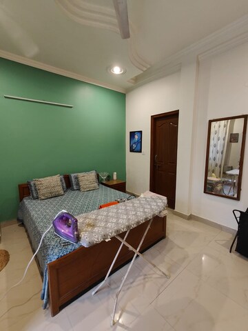 Bedroom in 4 BHK Builder Floor at Green Fields Colony – for Rent