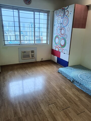 Bedroom in 2 BHK Apartment at Ashok Gardens, Sewri – for Rent