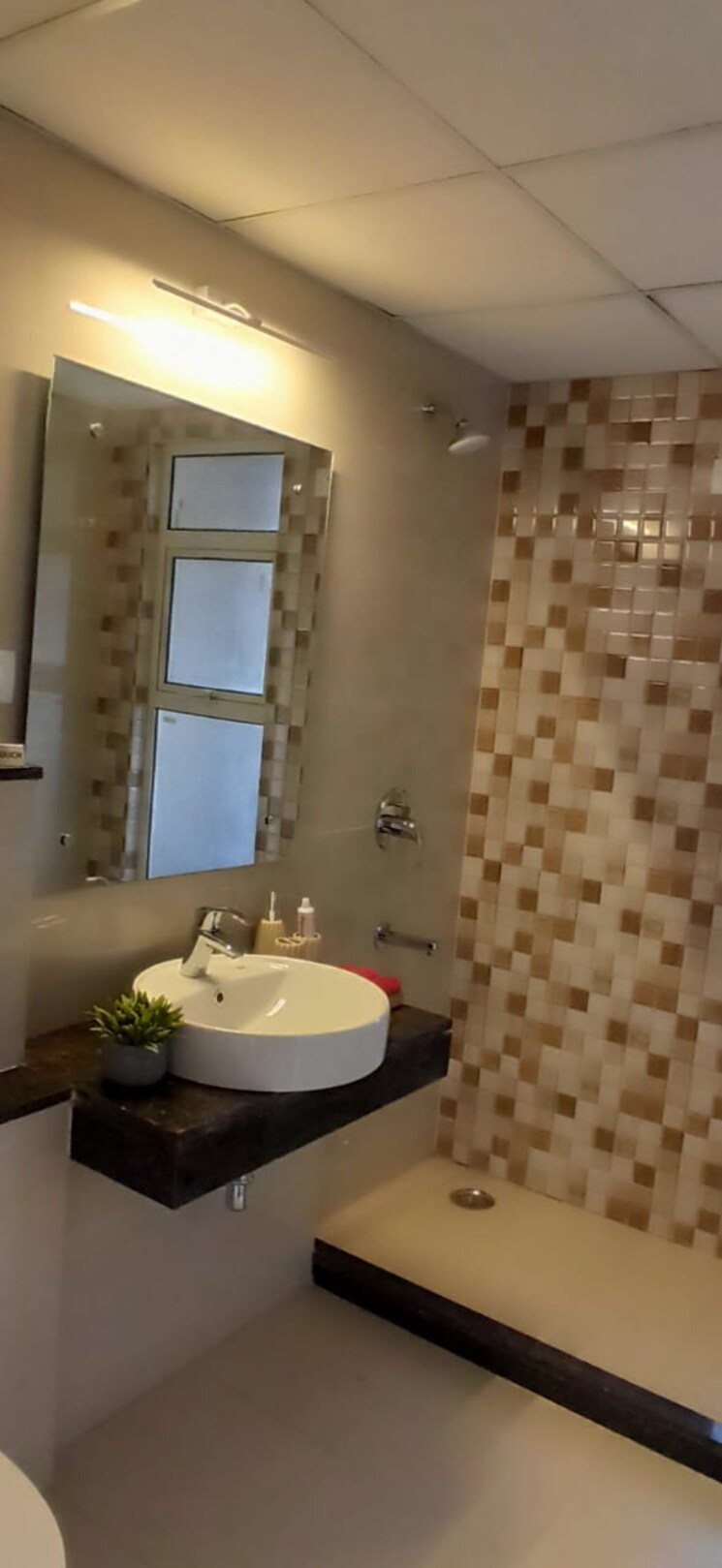 Bathroom, emaar-amaris 3 Bedroom 2200 Sq.Ft. Apartment In Sector 62 Gurgaon 9082932