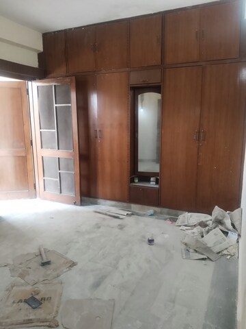Room in 3 BHK Builder Floor at Malviya Nagar – for Rent