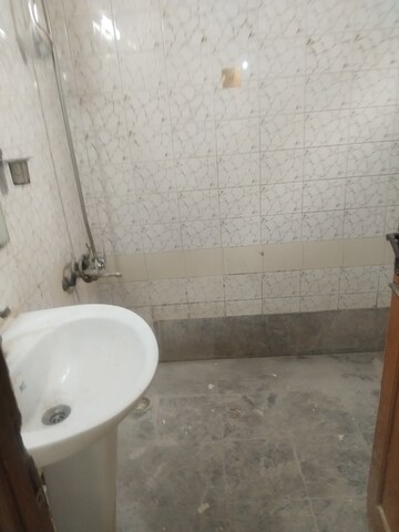 Bathroom in 3 BHK Builder Floor at Malviya Nagar – for Rent