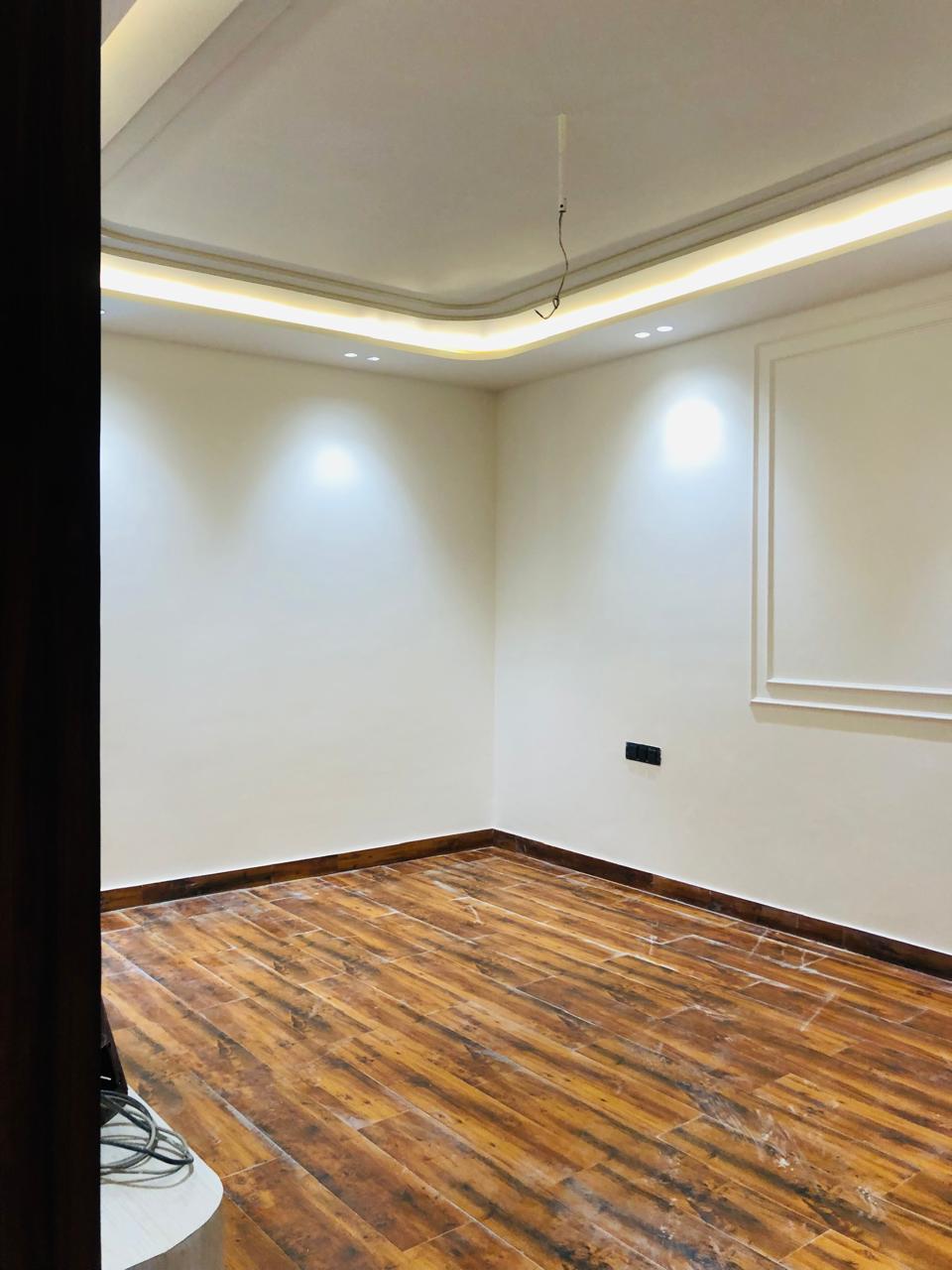 3 BHK Builder Floor For Rent in Unitech Infospace