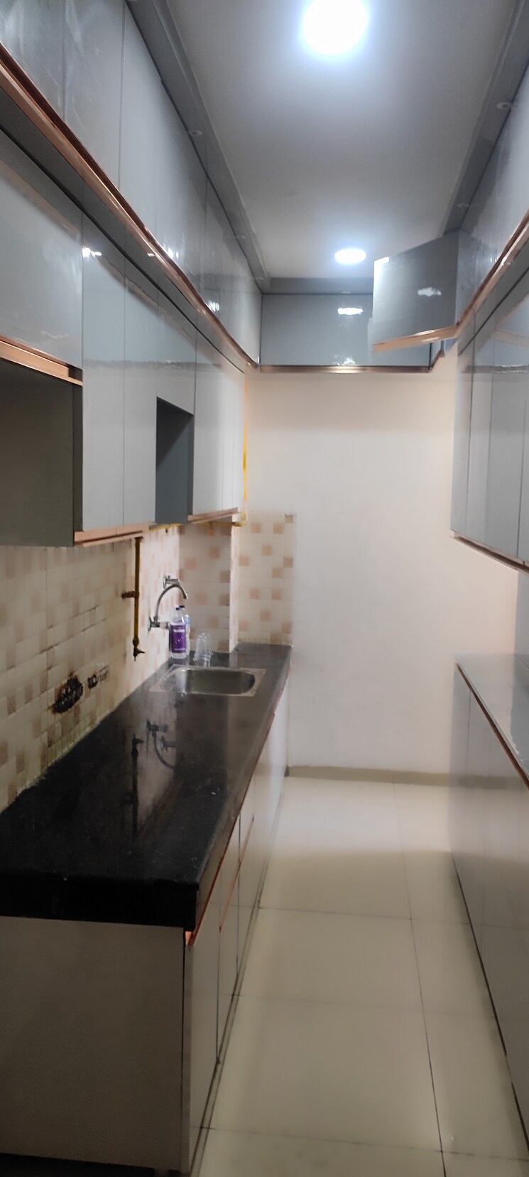 Kitchen, wave-dream-homes 2 Bedroom 808 Sq.Ft. Apartment In Wave City Ghaziabad 9082997
