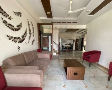 Team Area in 3 BHK Apartment at Puri Diplomatic Greens Phase I, Sector 111 – for Rent