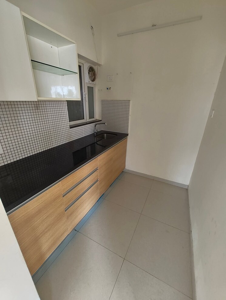 Kitchen, omkar-signet 2 Bedroom 603 Sq.Ft. Apartment In Malad East Mumbai 9082995