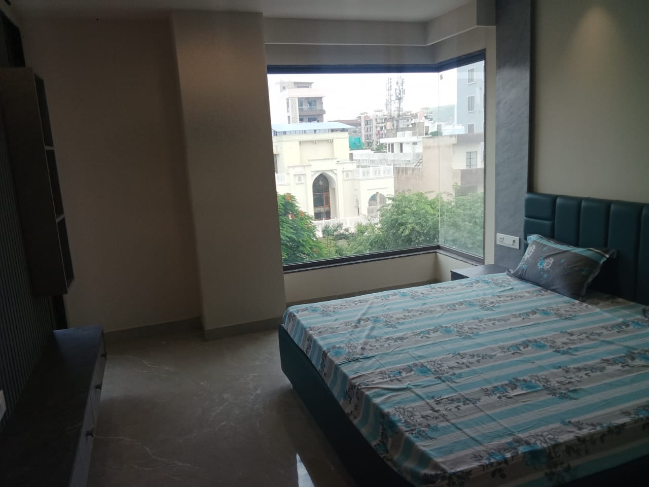 3 BHK Apartment For Sale in Rpg5. 3bf4s.Bmurba