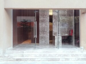 Room in 3 BHK Apartment at Aristo 1515 Moneco, Prabhadevi – for Sale