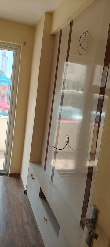 Building Lobby in 3 BHK Apartment at Omaxe The Palace, Gomti Nagar – for Rent