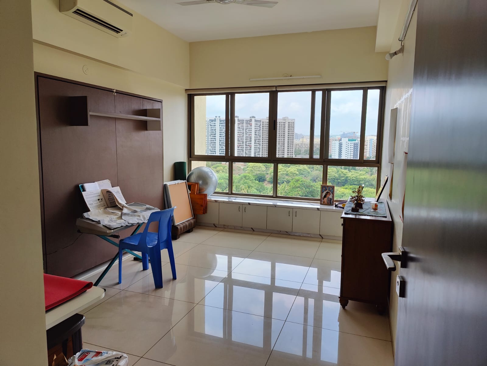 4 BHK + Pooja Room Apartment For Rent in Kolte Patil 24K Manor Towers