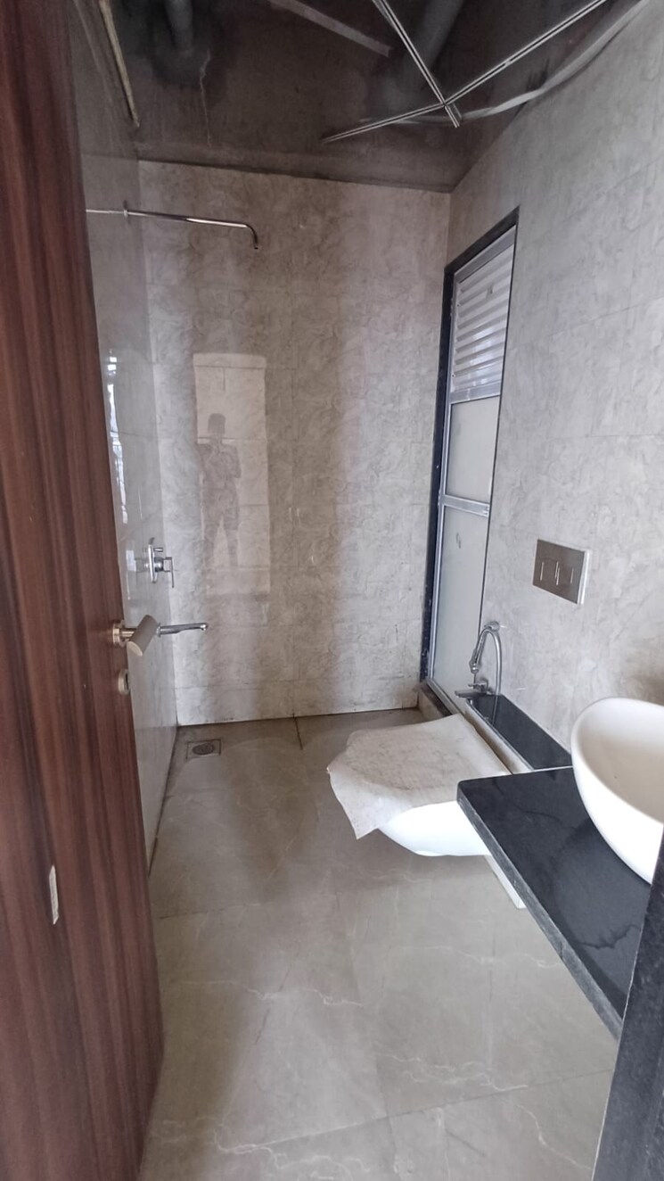 Attached Bathroom, larkins-315-rio 2 Bedroom 650 Sq.Ft. Apartment In Panch Pakhadi Thane 9083097