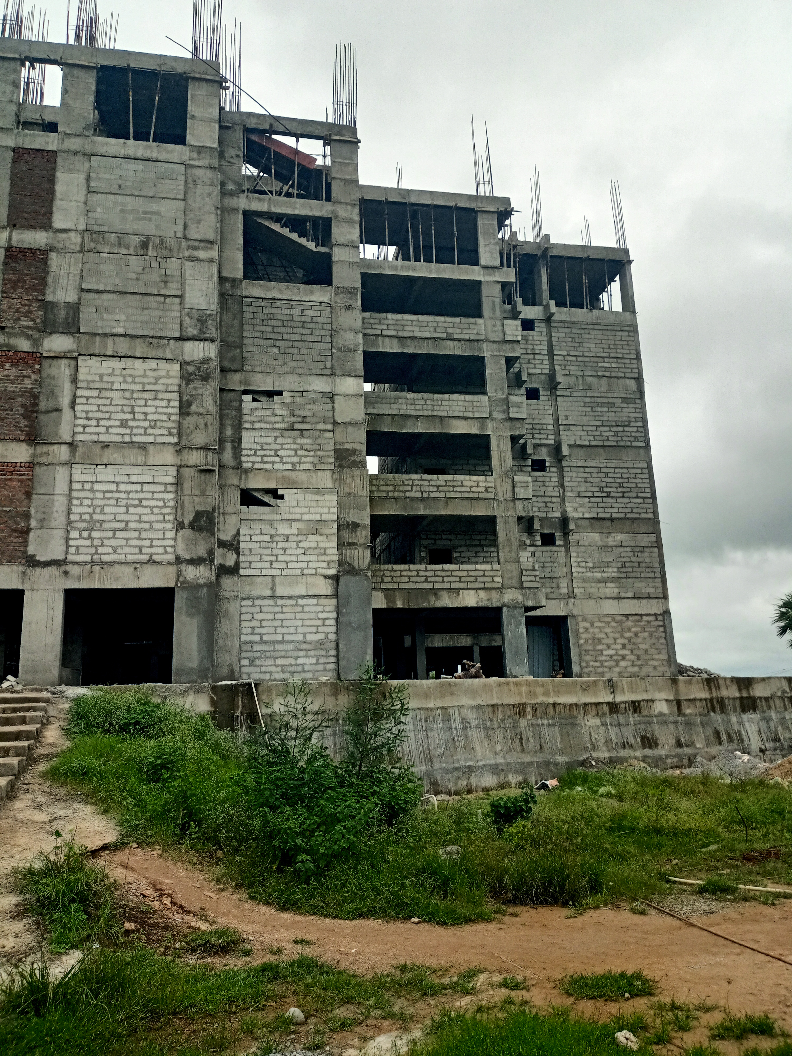 2.5 BHK Apartment For Sale in Vijaya Bheri Arcade