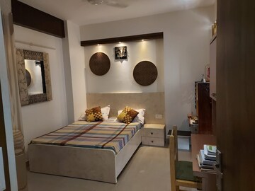 Bedroom in 4 BHK Apartment at H R Buildcon Elite Homz, Sector 77 – for Rent