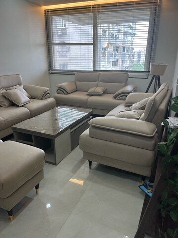 Living Room in 3 BHK Apartment at Sector 6 Dwarka – for Rent