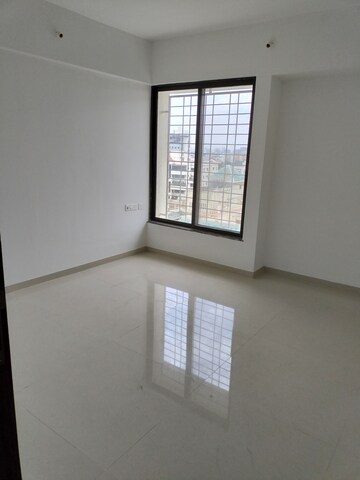Room in 2 BHK Apartment at ARV Uthville, Kharadi – for Rent
