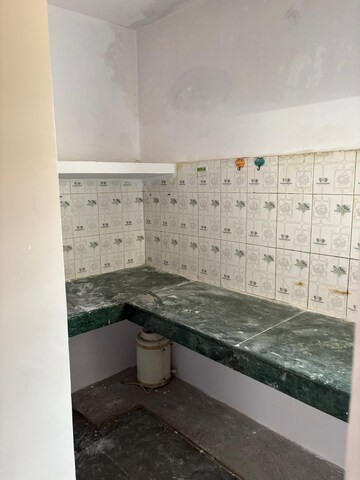 Kitchen in 1 BHK Apartment at Katwaria Sarai – for Rent