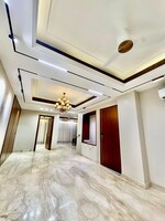 4 BHK + Pooja Room,Servant Room 300 Sq.Ft. Builder Floor in Central Park The Orchard