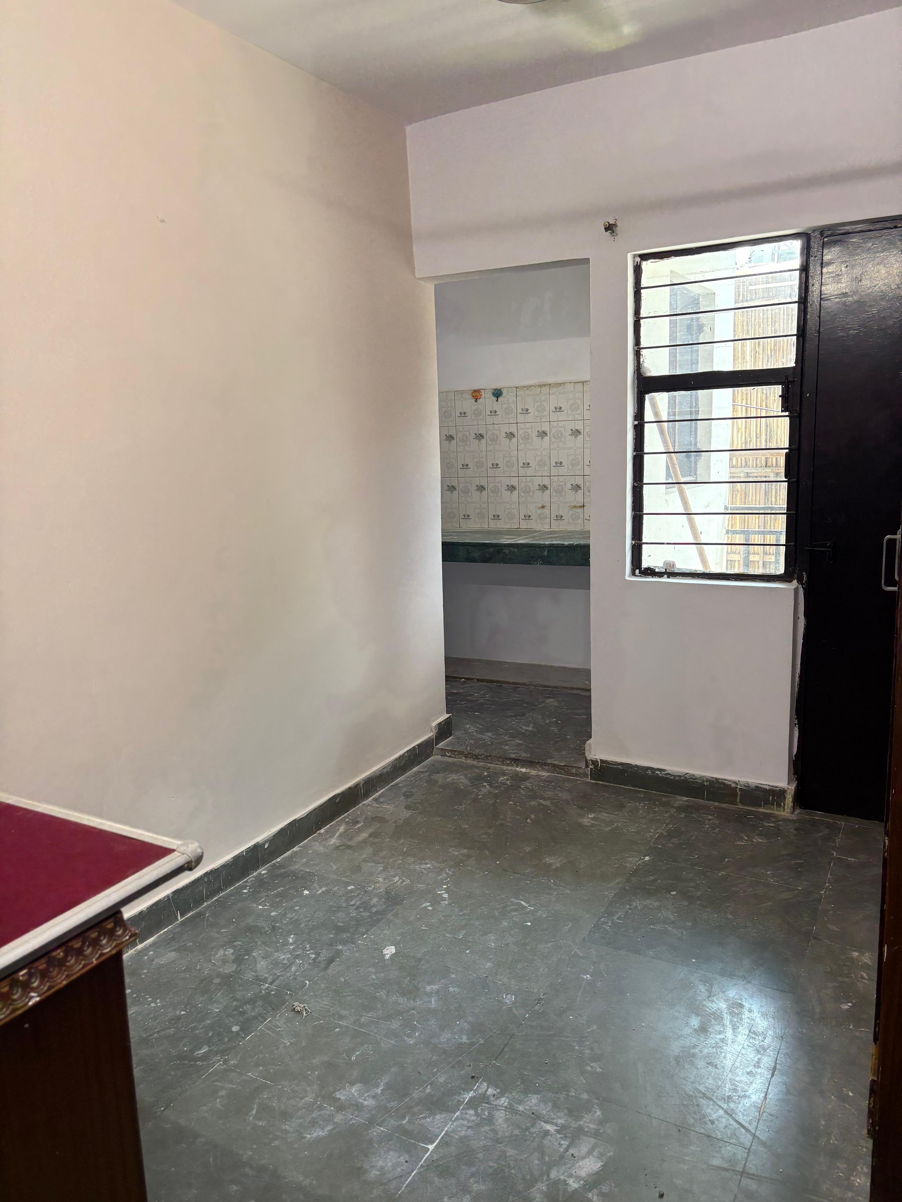 1 BHK + Study Room Apartment For Rent in Katwaria Sarai