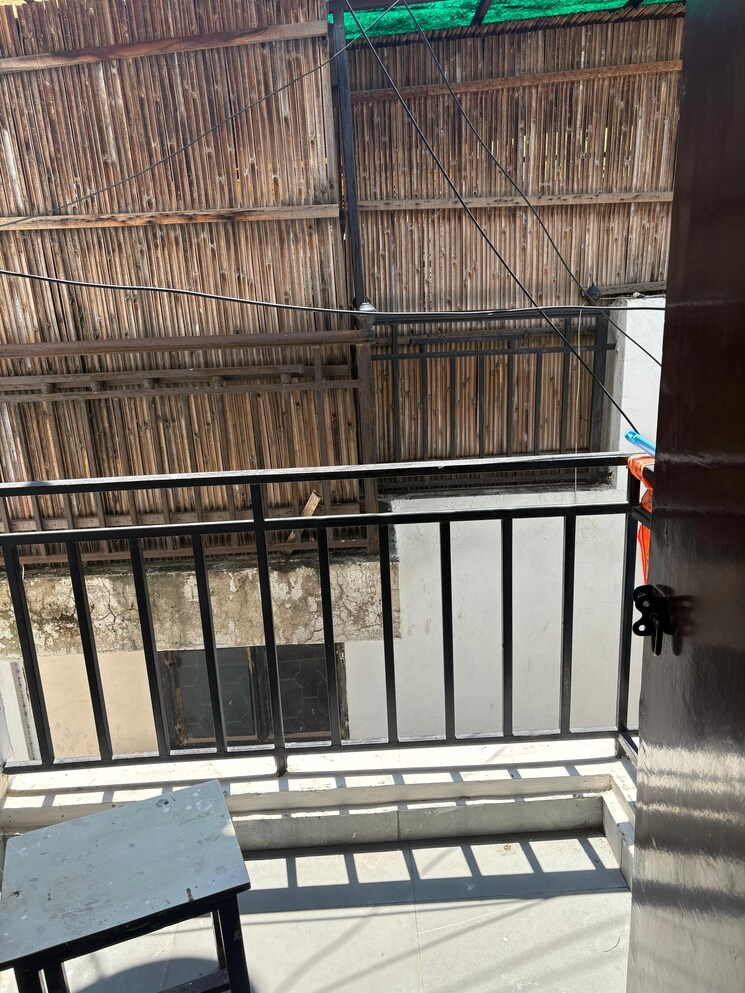 Balcony, katwaria sarai 1 Bedroom 400 Sq.Ft. Apartment In Katwaria Sarai Delhi 9083155