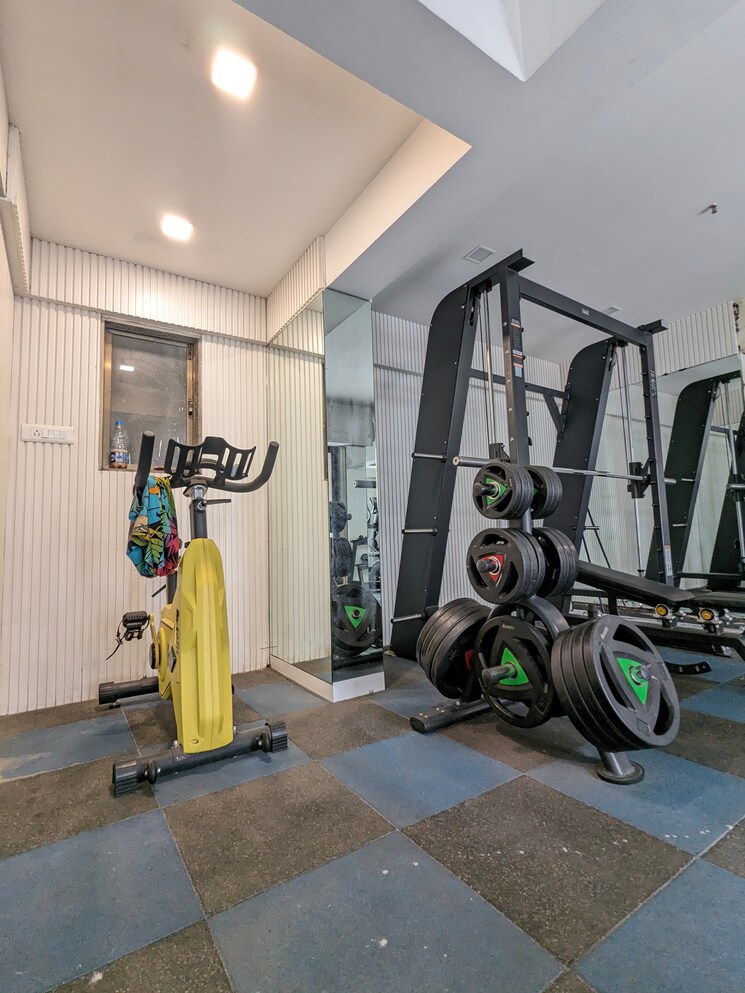 Gym, parinee-essence 2 Bedroom 558 Sq.Ft. Apartment In Kandivali West Mumbai 9083171