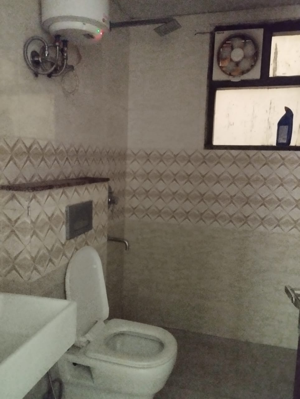 3 BHK Builder Floor For Rent in Sushant Lok I