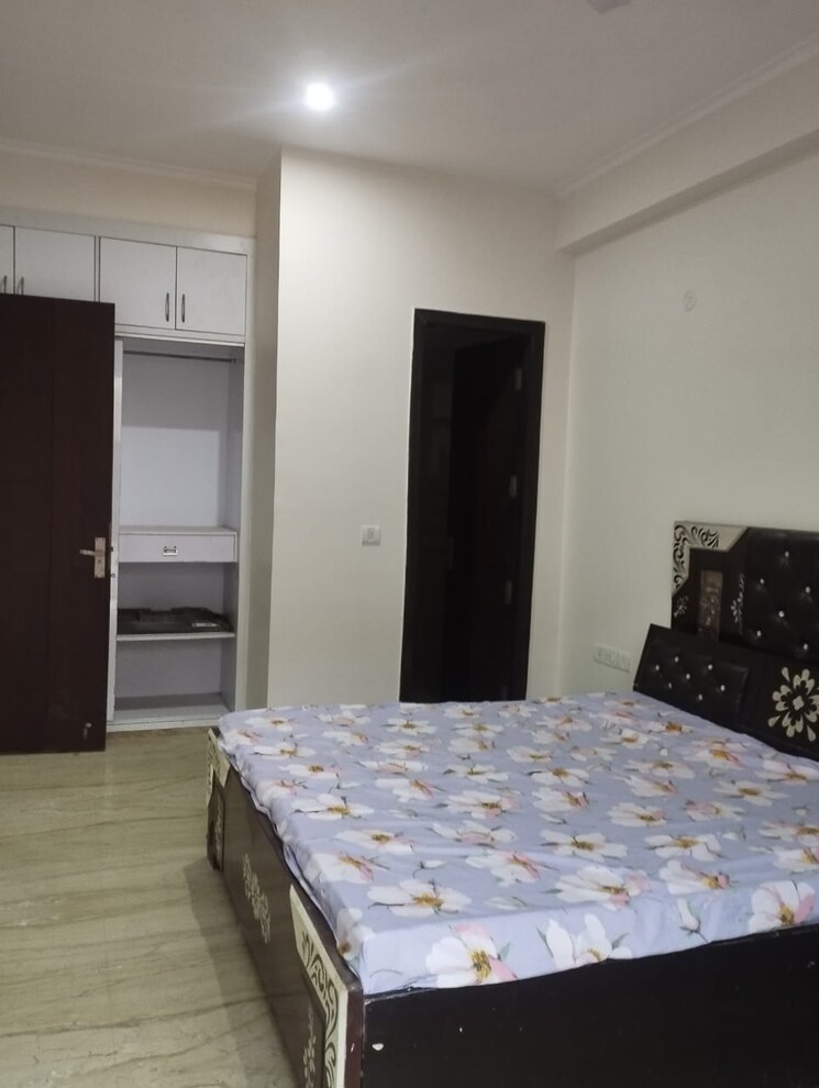 Bedroom, sushant lok i 3 Bedroom 1800 Sq.Ft. Builder Floor In Sushant Lok I Gurgaon 9083184