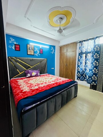 Bedroom in 2 BHK Apartment at Saket – for Rent