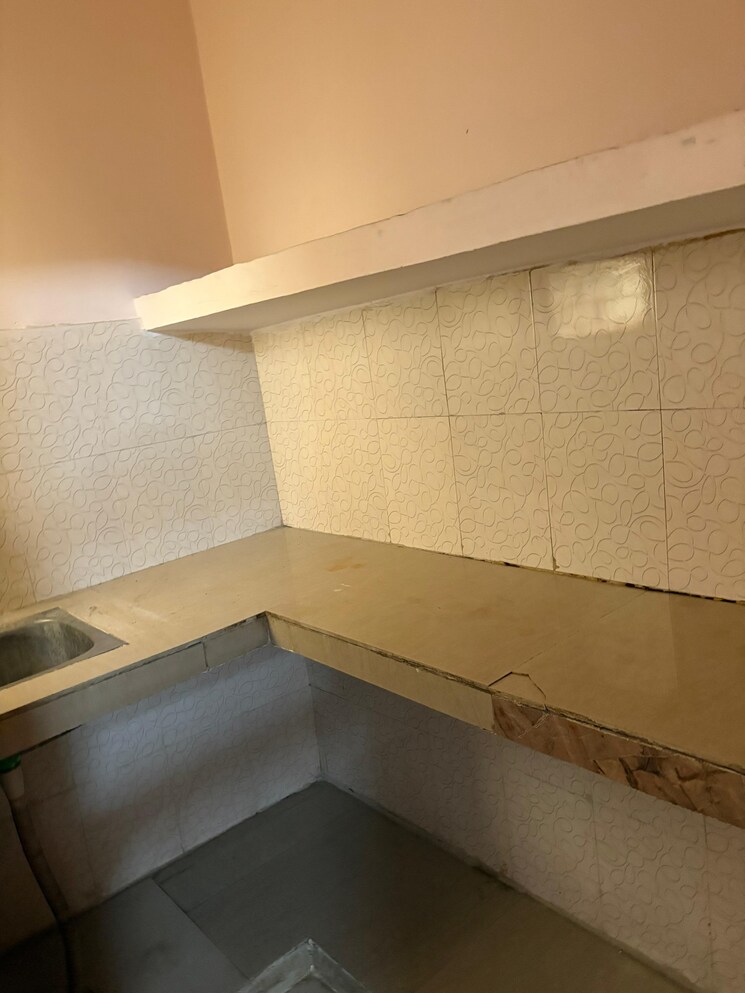 Kitchen, katwaria sarai 1 RK 350 Sq.Ft. Apartment In Katwaria Sarai Delhi 9083199