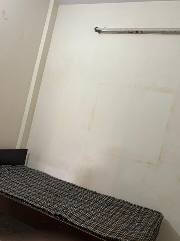 Room in 1 RK Apartment at Katwaria Sarai – for Rent