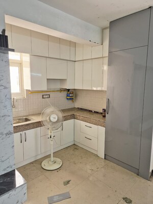 Bathroom in 2.5 BHK Apartment at ROF Amaltas, Sector 92 – for Sale