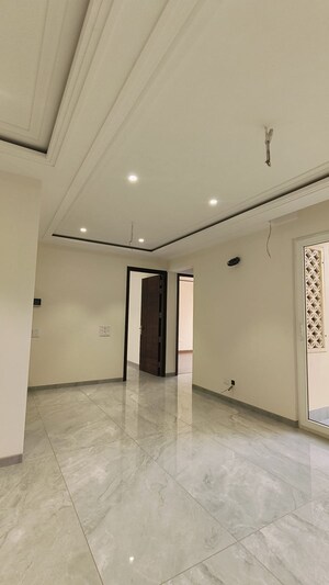 Room in 4 BHK Apartment at Dhakoli – for Sale