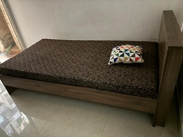 Bedroom in 2 BHK Apartment at DB Orchid Ozone, Dahisar East – for Rent