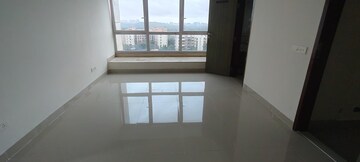 Room in 2 BHK Apartment at DB Woods, Goregaon East – for Rent