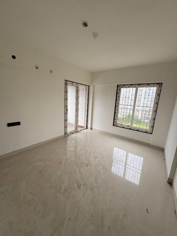 Room in 4 BHK Apartment at Wakad – for Sale