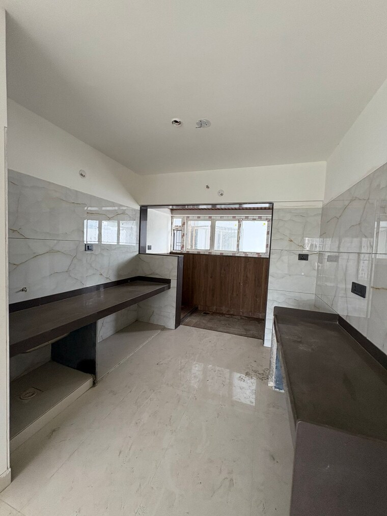 Kitchen, wakad 4 Bedroom 1500 Sq.Ft. Apartment In Wakad Pune 9083266