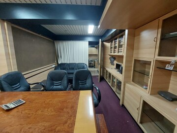 Team Area in  Office Space at Arihant CHS Khar West, Khar West – for Rent