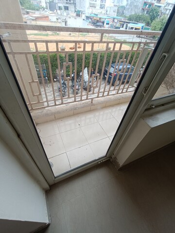 Balcony in 2 BHK Apartment at Shree Vardhman Mantra, Sector 67 – for Rent