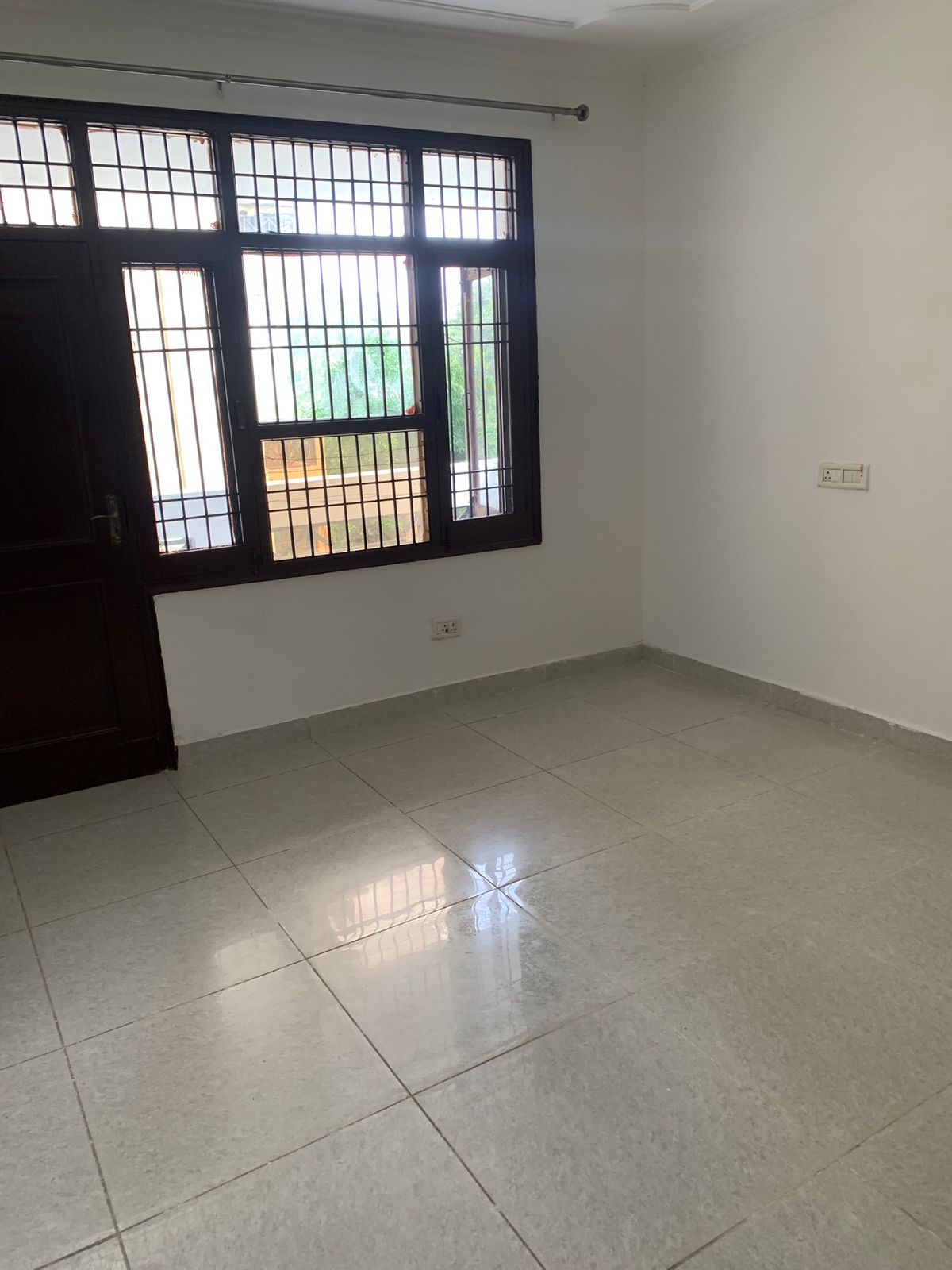 3 BHK Apartment For Sale in VIP Road