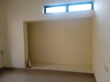 Room in 1 BHK Apartment at K Raheja Raheja Residency, Malad East – for Rent