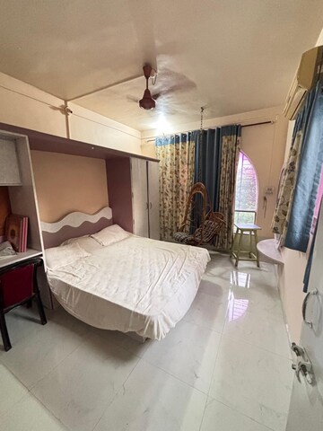 Bedroom in 3 BHK Apartment at Bhosale Nagar – for Rent