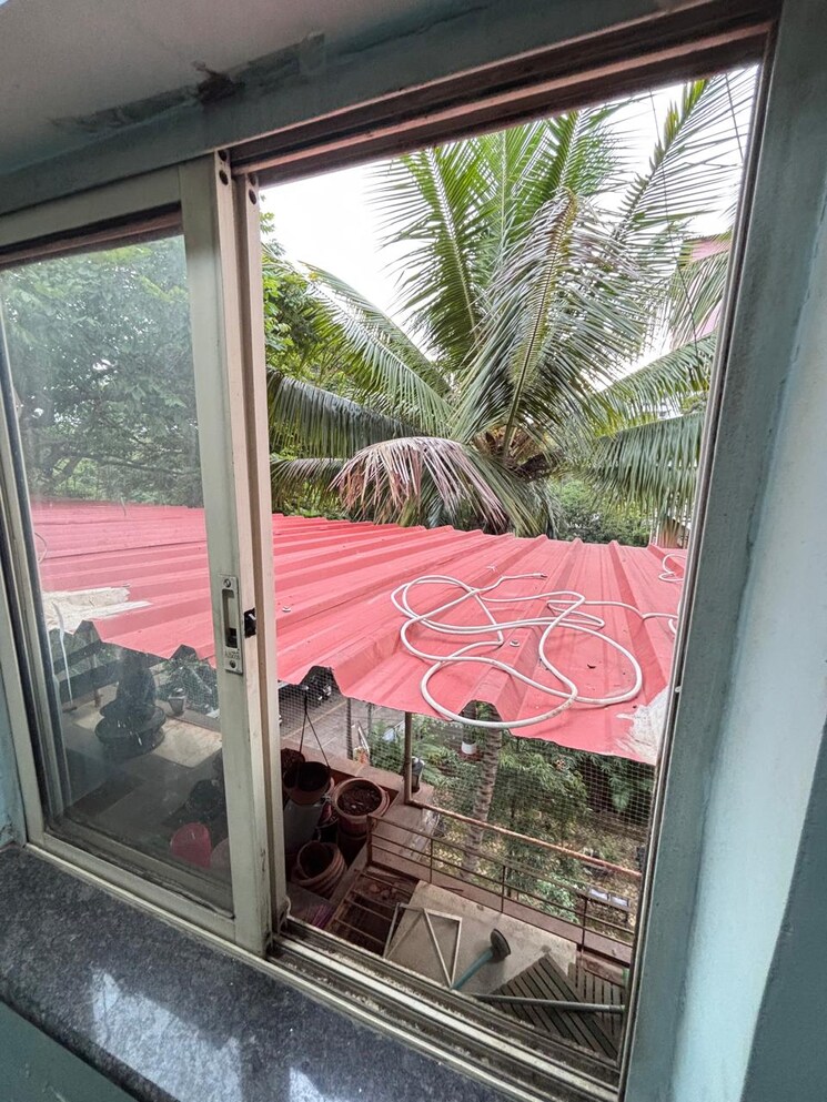 Balcony, bhosale nagar 3 Bedroom 1800 Sq.Ft. Apartment In Bhosale Nagar Pune 9083349