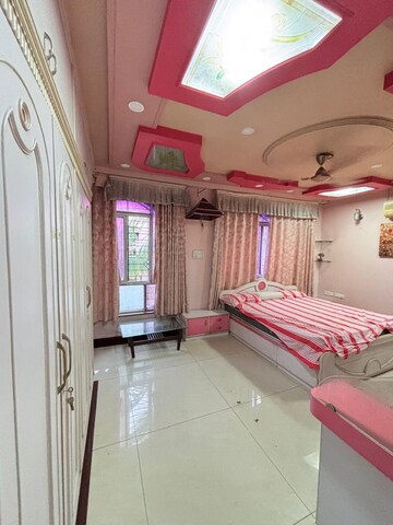 Bathroom in 3 BHK Apartment at Bhosale Nagar – for Rent