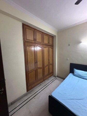 Room in 3 BHK Apartment at Park Royal Apartment, Sector 56 – for Rent